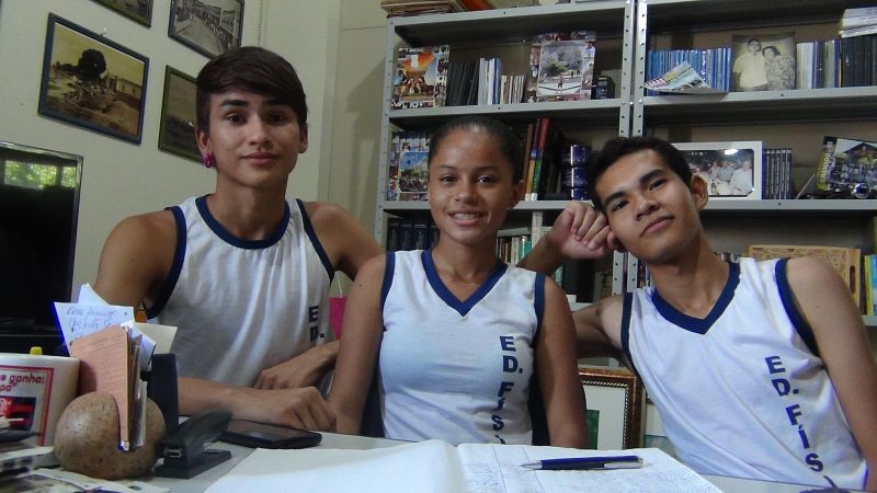 Raidson  Oliveira, Larissa Feitosa e Silas Silva - Alunos do Colégio Frei Ambrósio